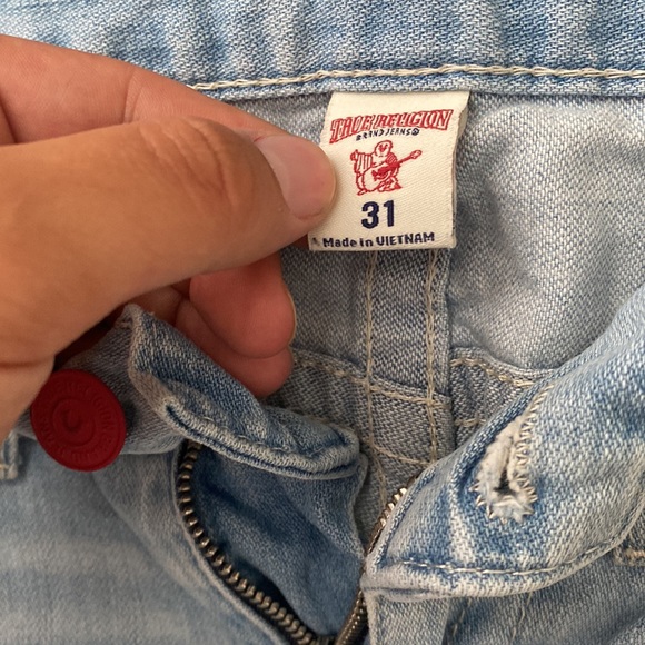 Read - Picture 3 of 3